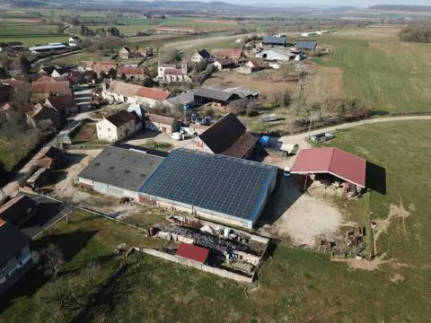 Centrale Photovoltaïque 100kWc à Bessay la Cour