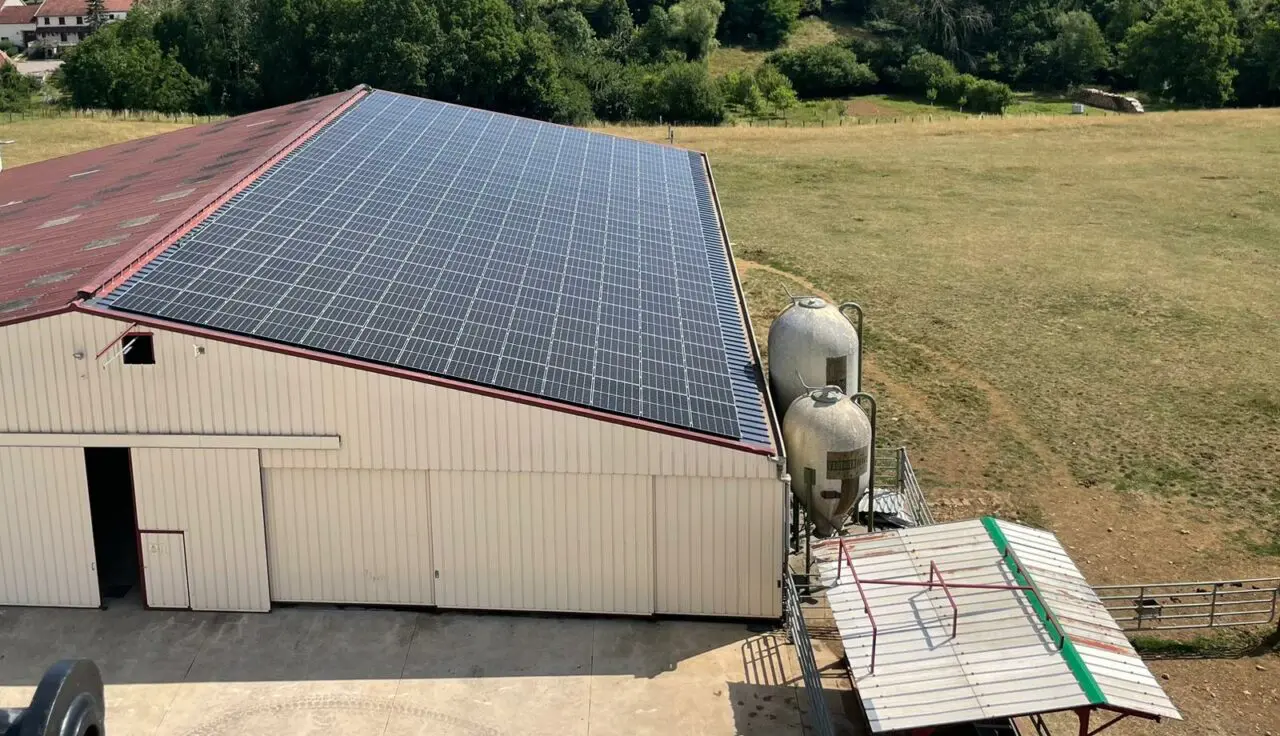 centrale photovoltaïque sur bac acier