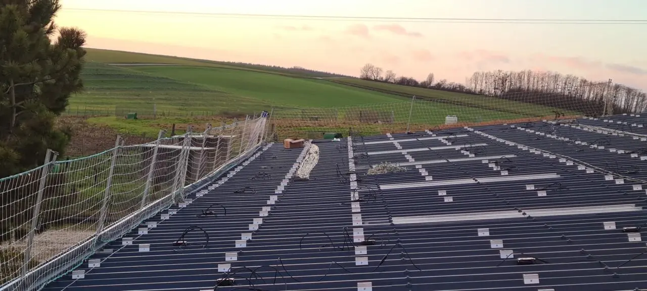 centrale en cours d'installation